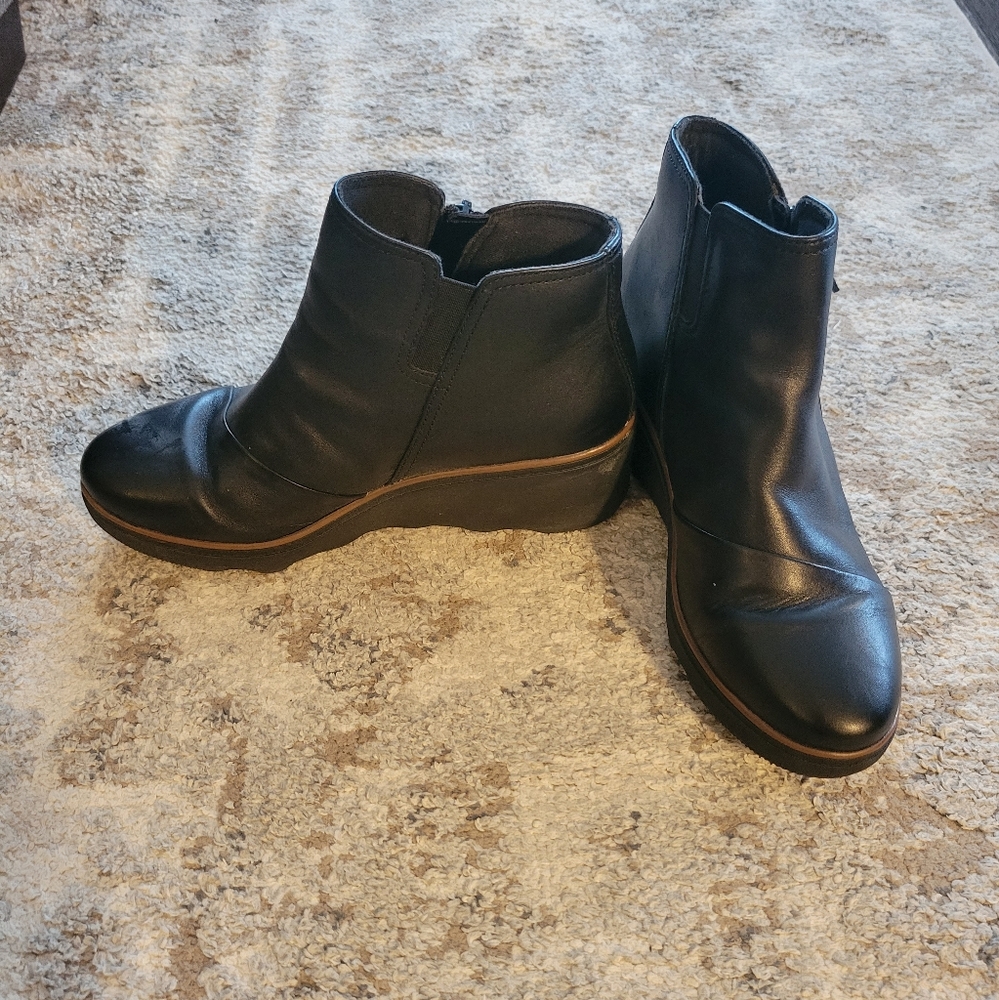 Clarks Ankle Boot